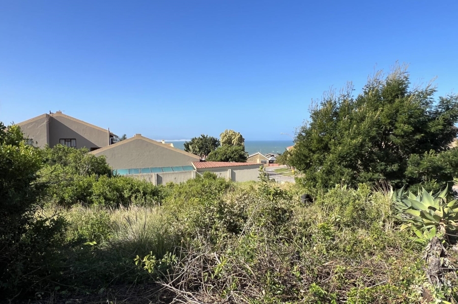 0 Bedroom Property for Sale in Wavecrest Eastern Cape